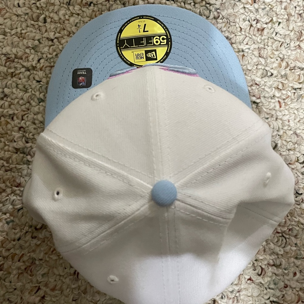 Pink and blue Texans cap - Picture 4 of 4